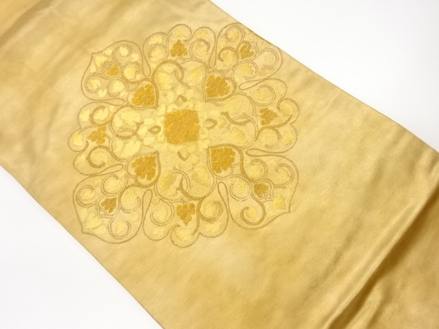 リサイクル　華紋模様織出し名古屋帯